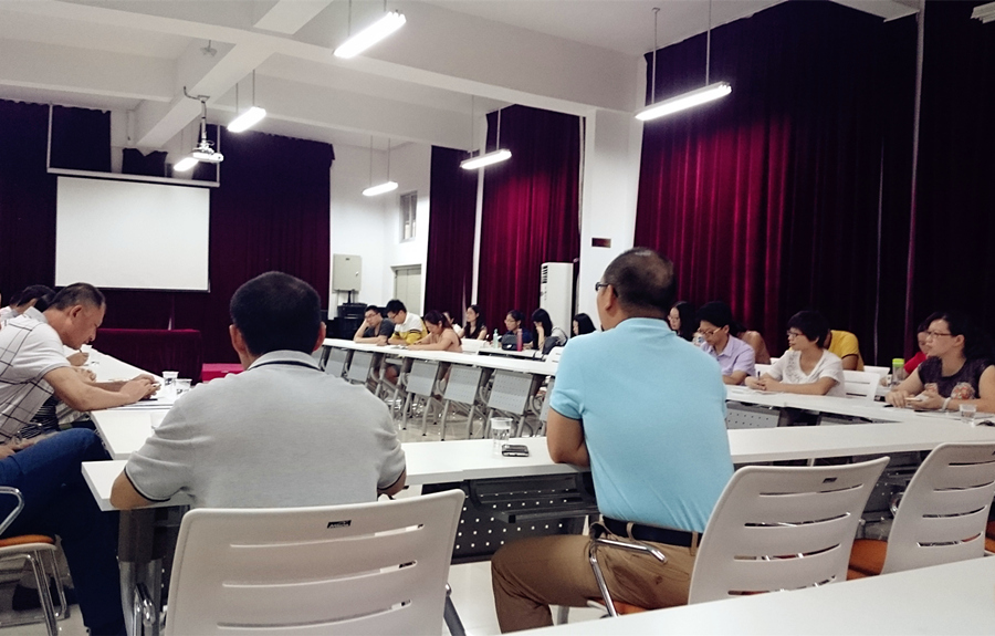 厦门南洋职业学院积极开展学生资助工作研讨并部署新学年学生资助工作-2.jpg